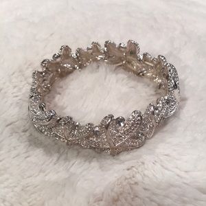 Stretch silver starfish bracelet
